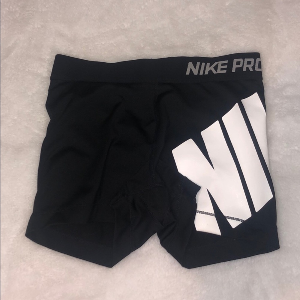 Nike Pro Dri-Fit spandex. Small